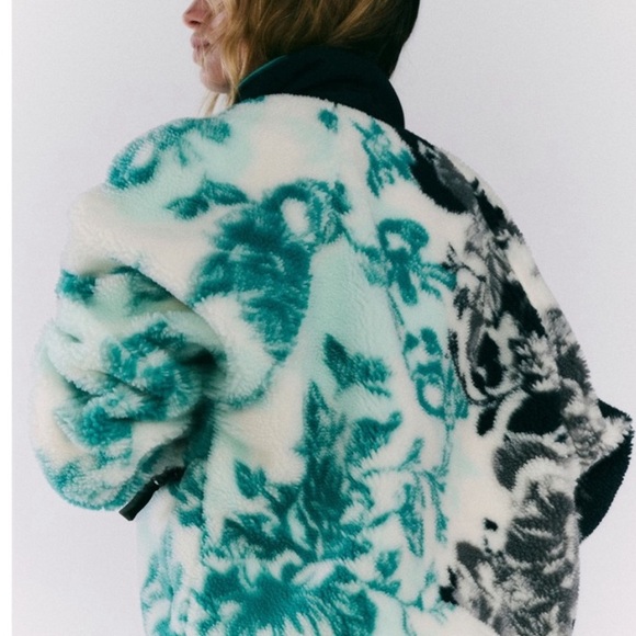 Free People Hit the Slopes Printed Fleece Jacket❤️ New! - Picture 9 of 10